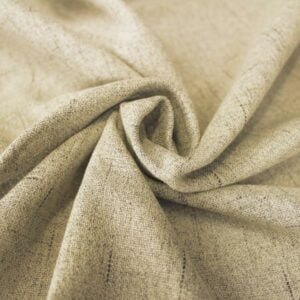 Beige, verdunkelnder Stoff mit feiner Textur, geeignet für Vorhänge oder Polsterungen.