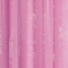Transparente pinke Gardine aus unifarbenem Stoff mit leichter Musterung