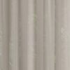 Transparente Gardine aus unifarbenem Taupe-Stoff, blickdicht und leicht.